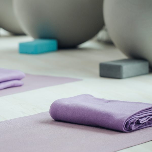 Fitness Laundry Towels And Yoga Mats 600X600